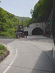 Kamikochi - uitzicht vanuit de bus naar Kamikochi