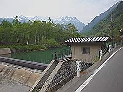 Kamikochi - uitzicht vanuit de bus naar Matsumoto