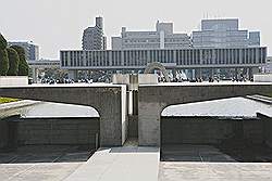 Hiroshima - de eeuwige vlam ter nagedachtenis aan de slachtoffers