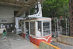 Miyajima - overstappen op de tweede kabelbaan