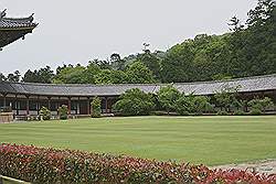 Nara - de Todai-ji tempel met bijgebouwen