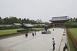 Nara - de Todai-ji tempel; uitzicht vanaf de tempel