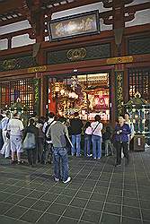 Asakusa - Sensoji temple