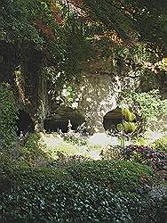 Kamakura - Hokokuji tempel; grotten