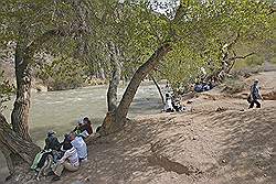 Charyn Canyon - de Charyn rivier; we zijn niet de enige (weekend)