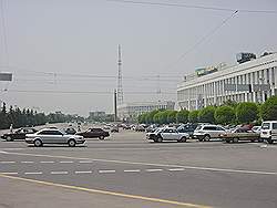 Almaty - republiek plein, geschikt voor de 1 mei parade