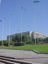 Almaty - grote regeringsgebouwen