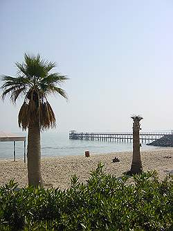 Kuwait stad - Corniche, strand en een wandelpier