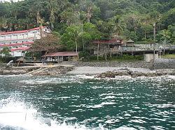 Anilao - Eagle Point beach resort; met de boot naar de duikstek