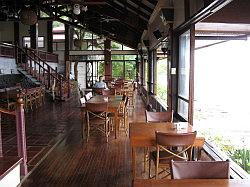 Anilao - Eagle Point beach resort; restaurant
