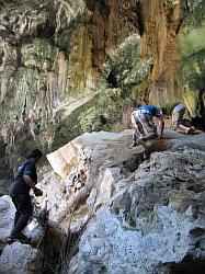 Biak na Bato - Bahay Paniki cave (grot)