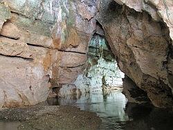 Biak na Bato - Bahay Paniki cave (grot)