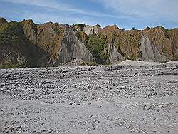 Mount Pinatubo - met de Jeep naar het begin van het looppad