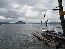 Taal meer - de boot naar het eiland