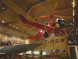 Henry Ford museum - aan het plafond hangend een Gyrocopter