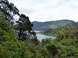 Lake Waikaremoana en Falls