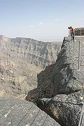Jabal Shams - de grand canyon; eng zo op het randje