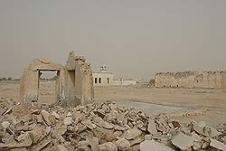Al Khor - verlaten wijk aan de rand van het dorp