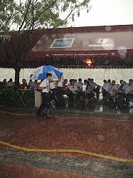 Singapore - Boat quay; een tropische regenbui