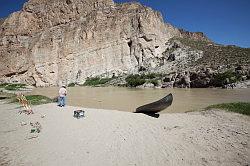 Big Bend National Park - Boquillas Canyon+ een zingende Mexicaan aan de overkant van de rivier en een Mexicaanse handelaar die met de boot overkomt