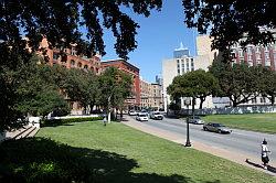 Dallas - Dealey Plaza; de plek waar JFK werd neergeschoten 