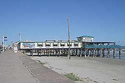 Galveston - de 'ocean grill' pier met een terras boven de zee