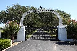 Dallas - de Southfork Ranch; toegangspoort