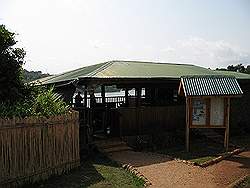 Jinja Nile resort - hut naast het resort