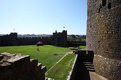 Pembrokeshire Coast Wales - Pembroke Castle