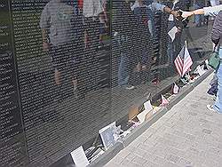 Het Vietnam veterans memorial - erg druk in het weekend voor memorial day