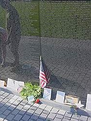 Het Vietnam veterans memorial - erg druk in het weekend voor memorial day