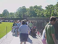 Het Vietnam veterans memorial - erg druk in het weekend voor memorial day