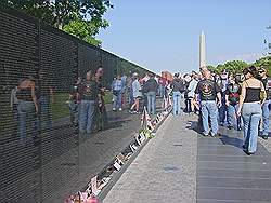 Het Vietnam veterans memorial - erg druk in het weekend voor memorial day