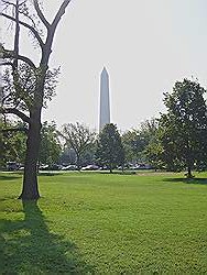 Het Washington monument - torent overal boven uit